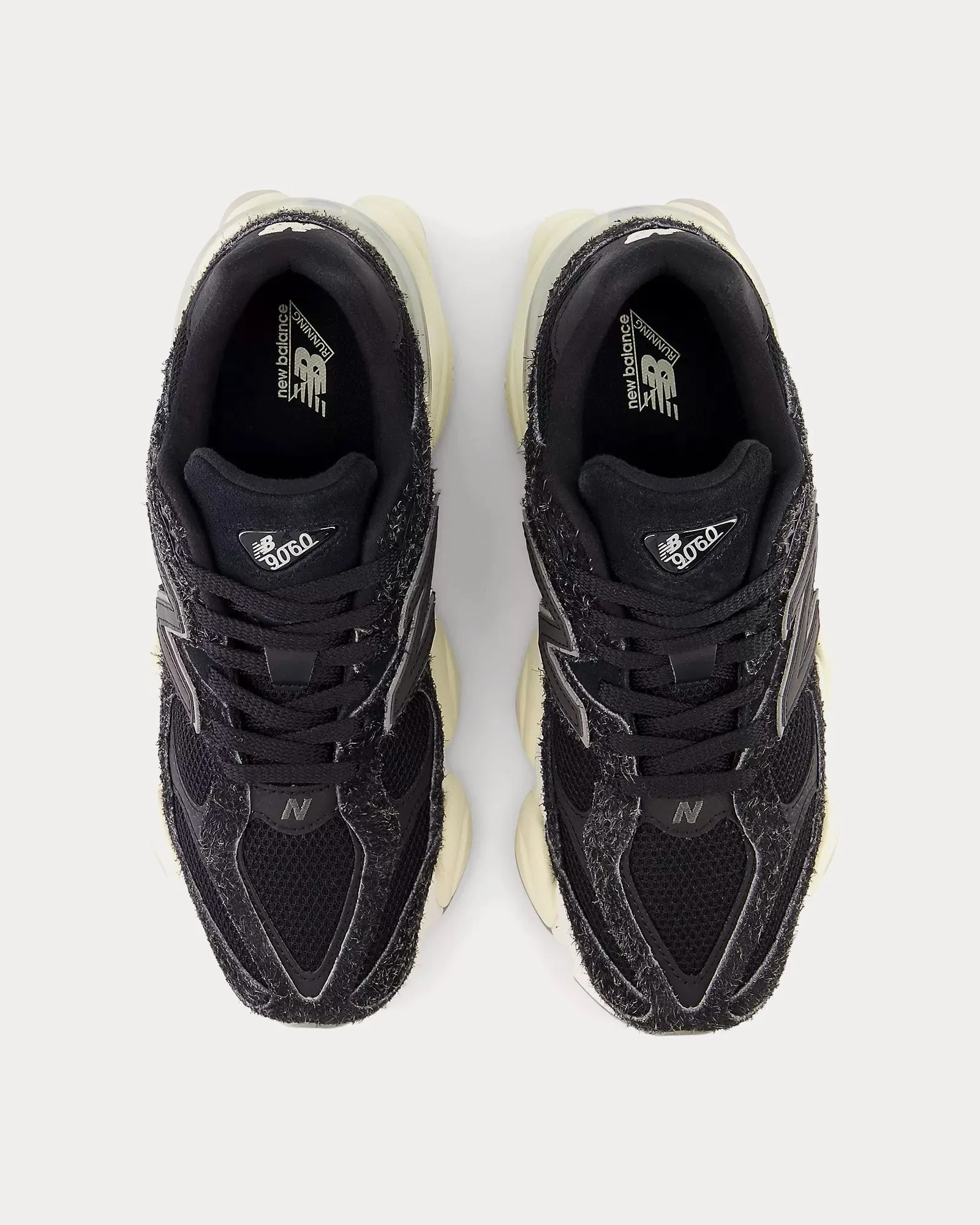 9060 Black / Sea Salt / Brighton Grey Low Top Sneakers