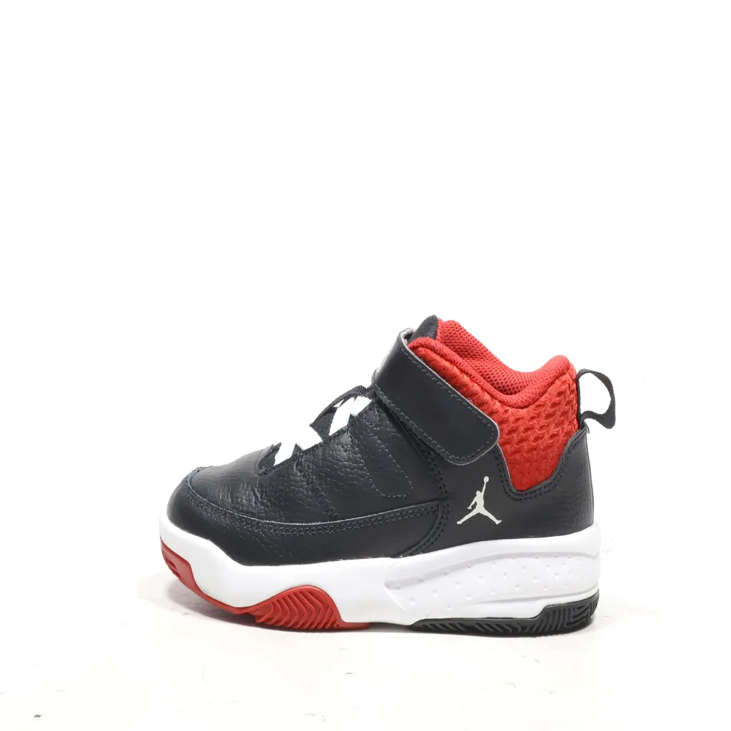 Air Jordan Aura Sneakers Leather Black Color For Kids