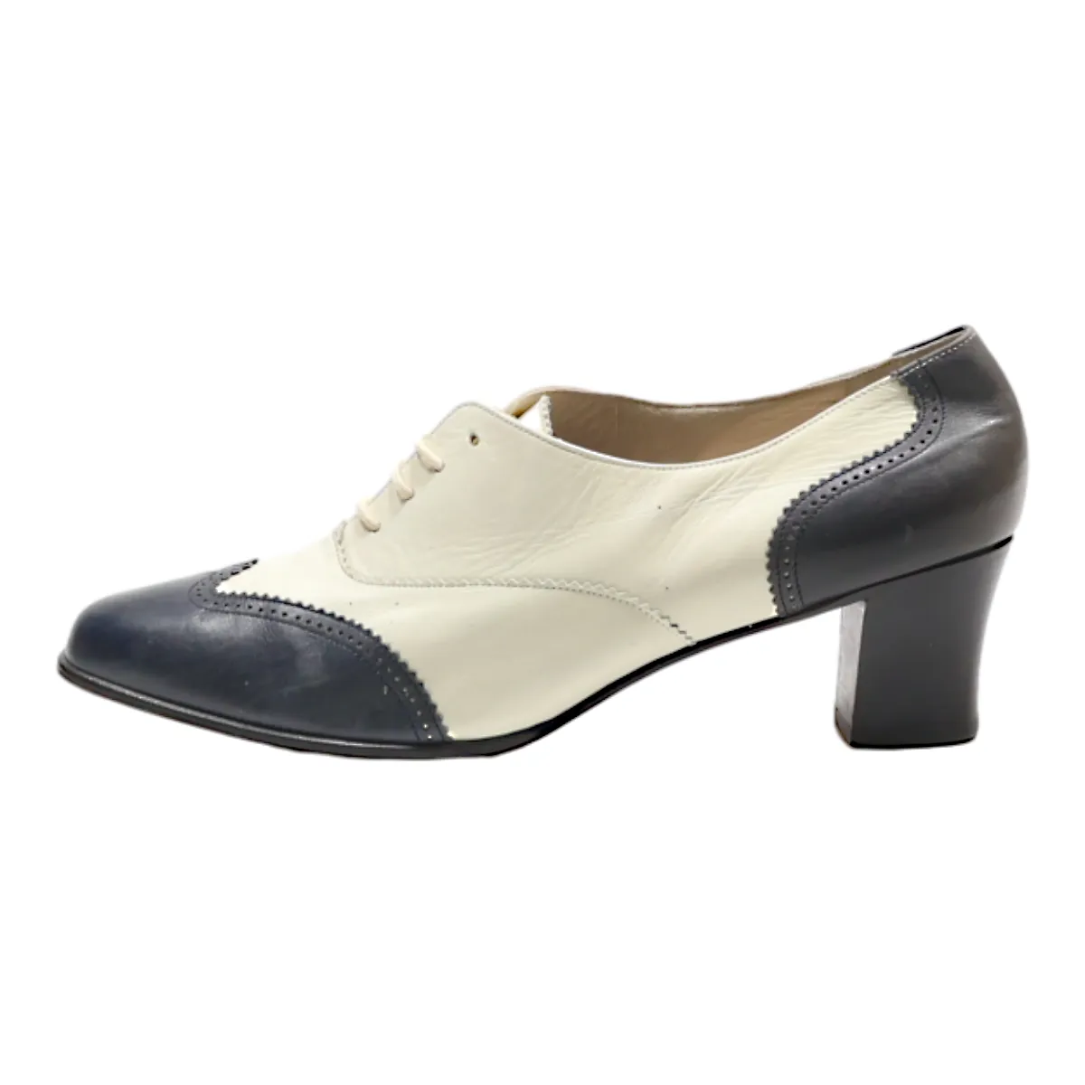 BALLY Brogue Shoes Cream Leather Womens UK 4.5