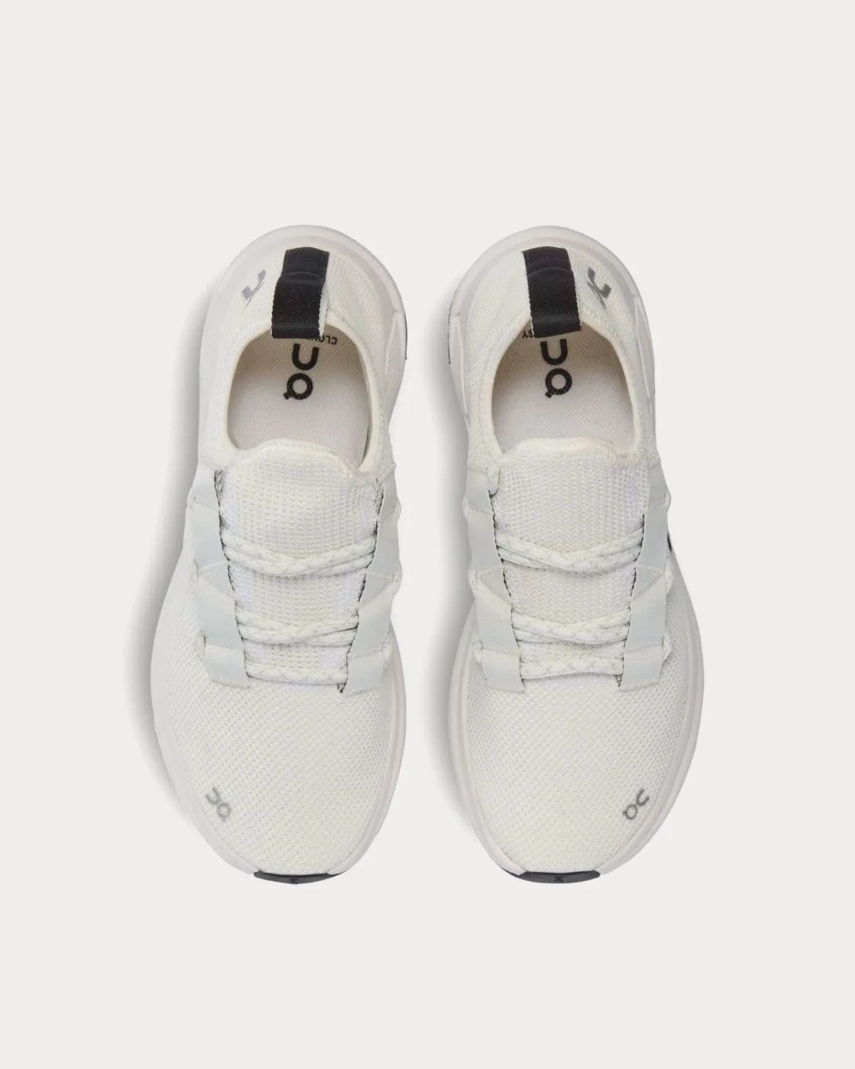 Cloudeasy Undyed / White / Black Running Shoes