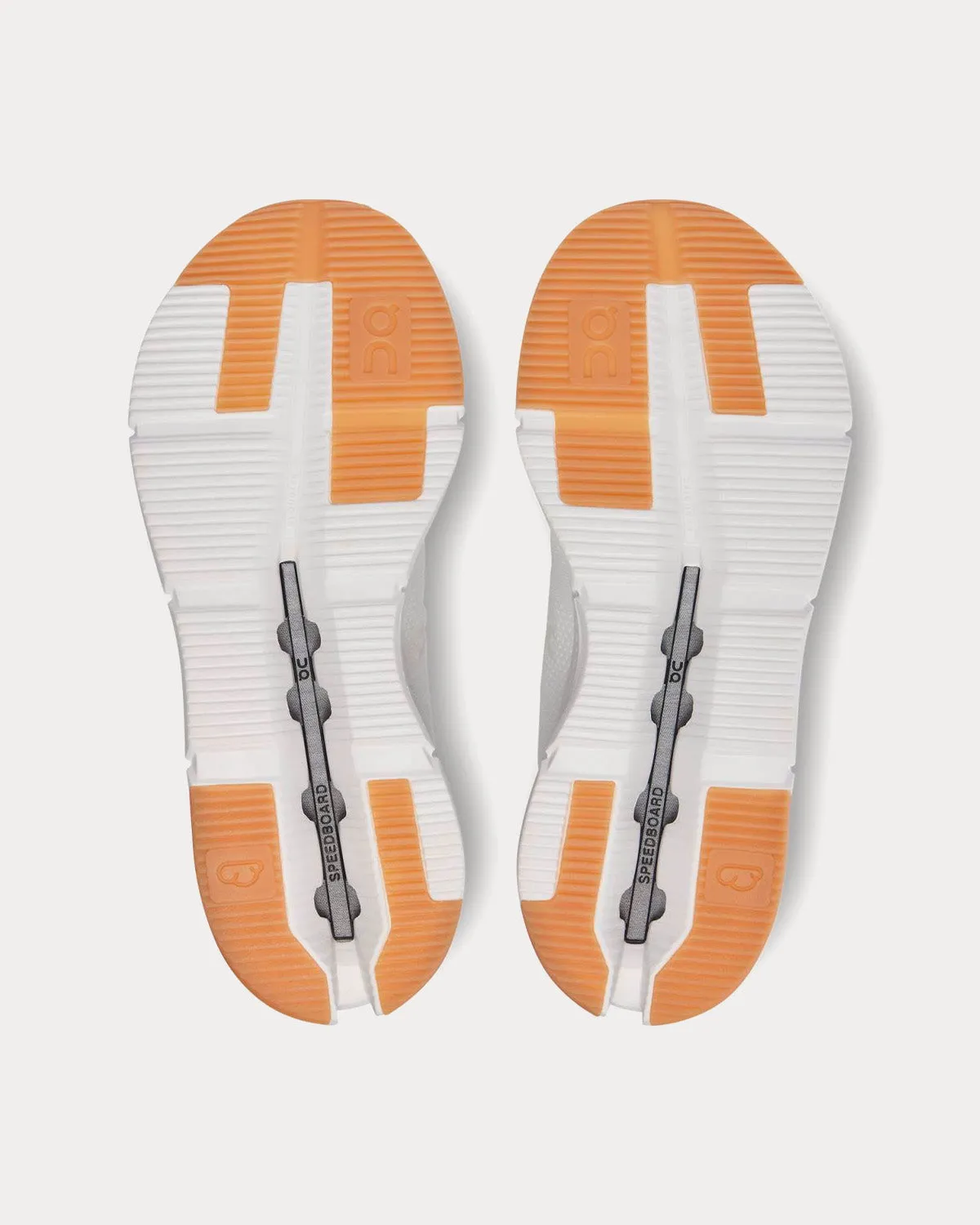 Cloudnova Undyed Running Shoes