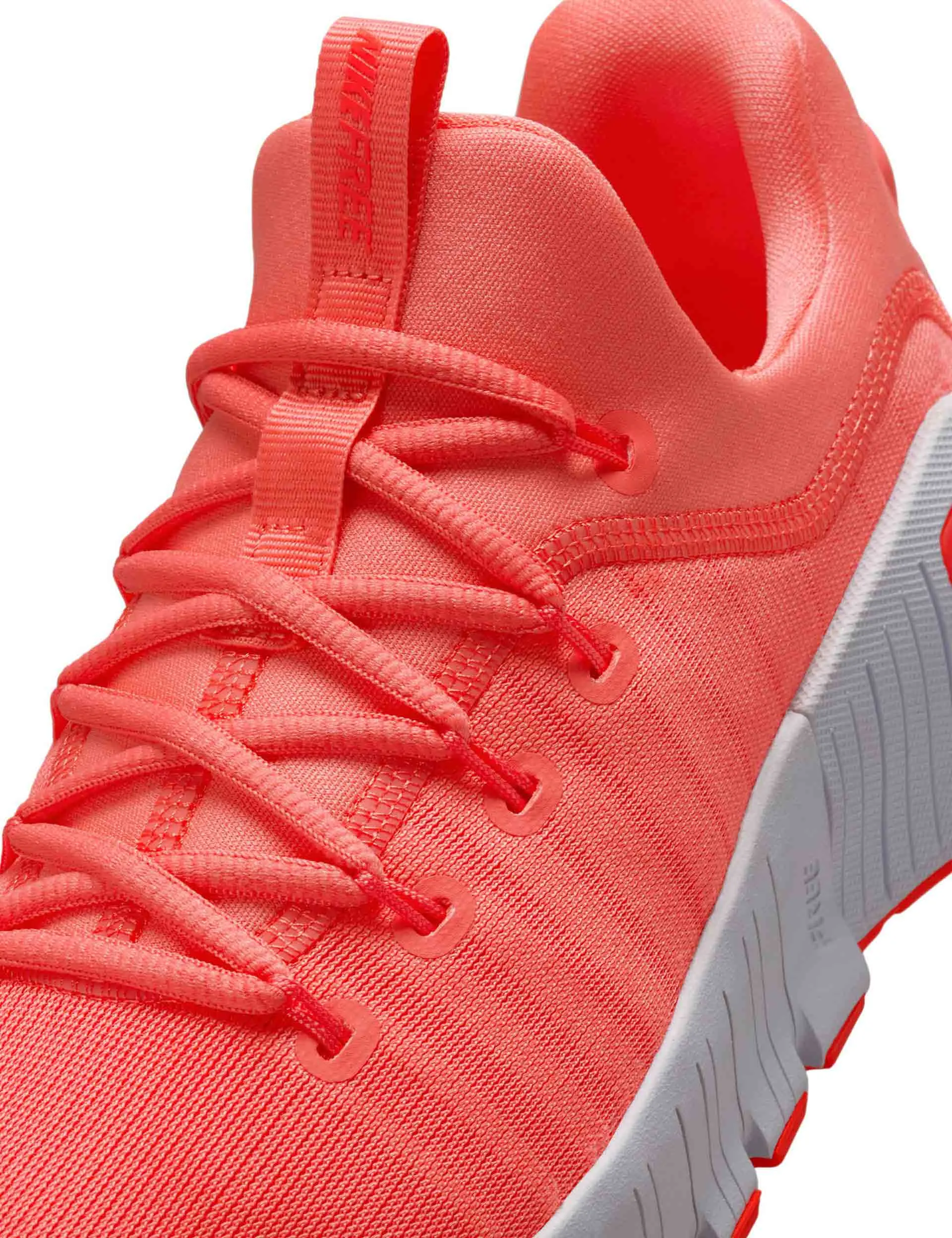 Free Metcon 6 Shoes - Magic Ember/Bright Crimson/White