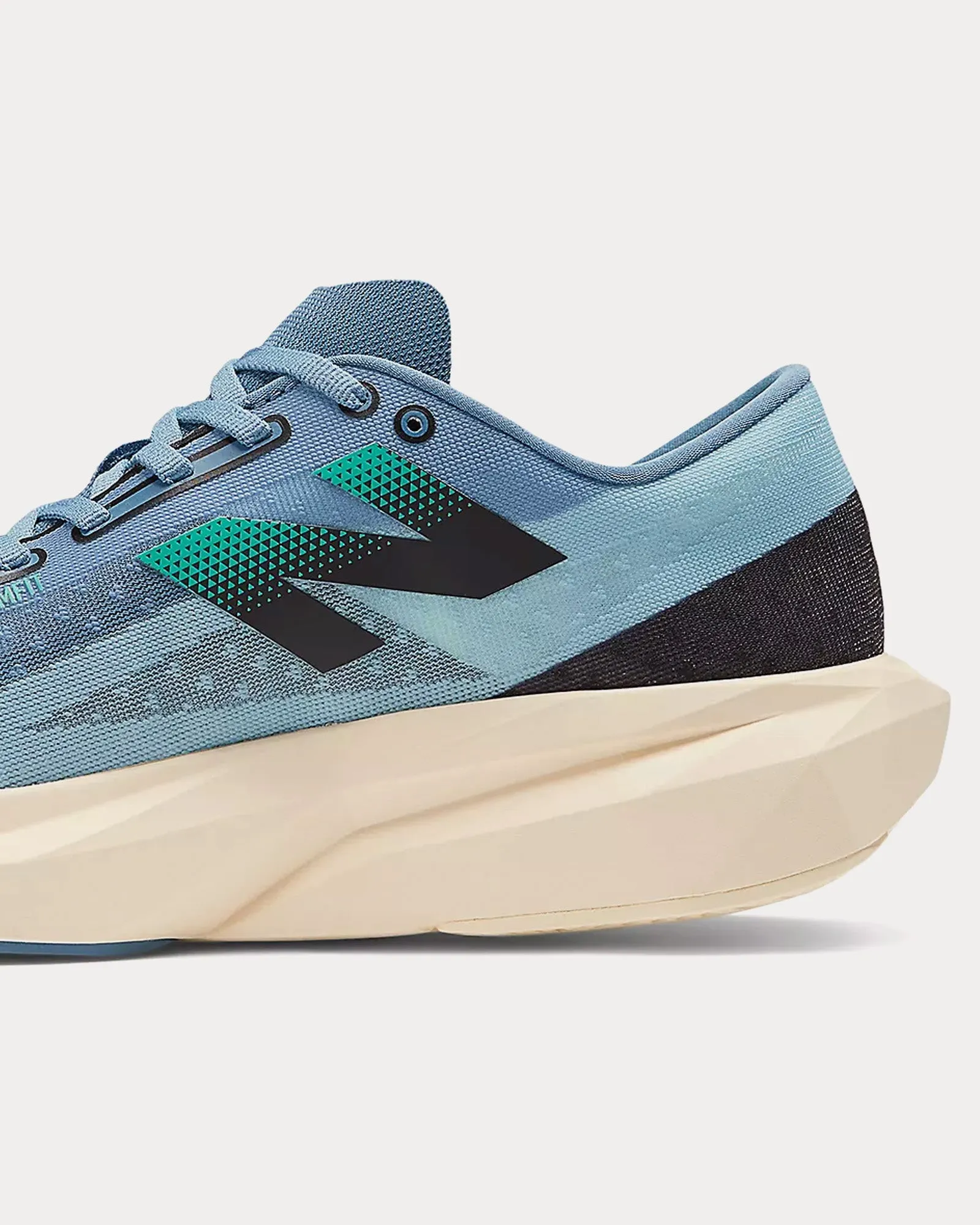 FuelCell Rebel v4 Heron Blue / Chrome Blue / Black Running Shoes