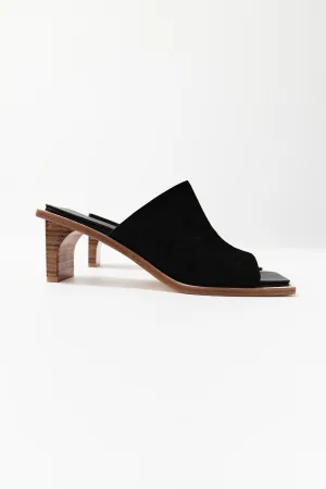 Raw Edge Heel - Black