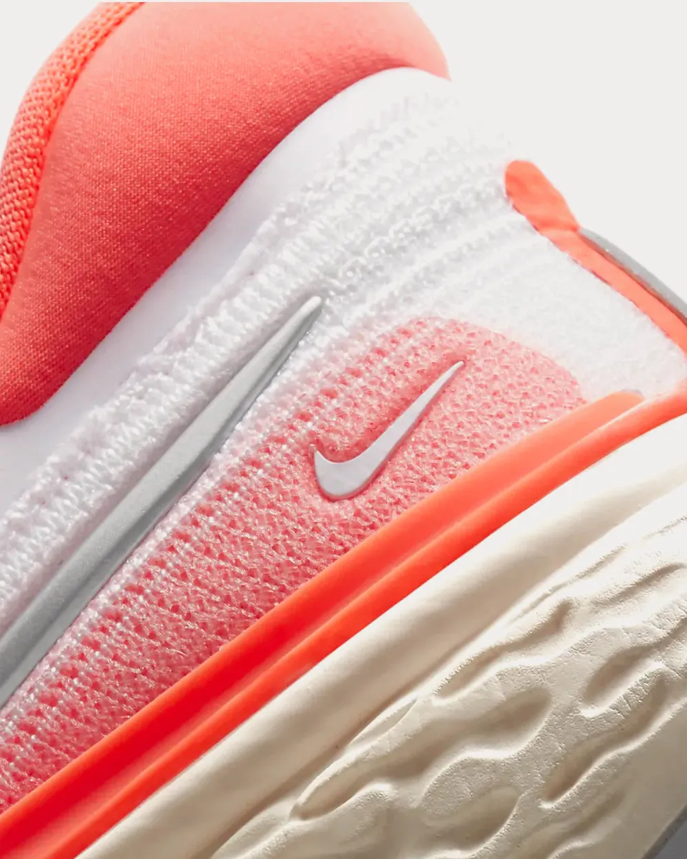 ZoomX Invincible Run Flyknit White/Bright Mango/Grey Running Shoes